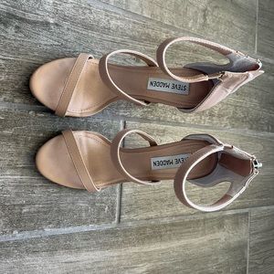 Used Nude Steve Madden heels size womens 6.5